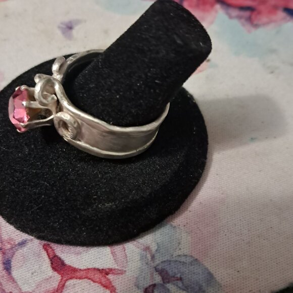 Sterling Silver Ring with Pink CZ - Picture 3 of 4